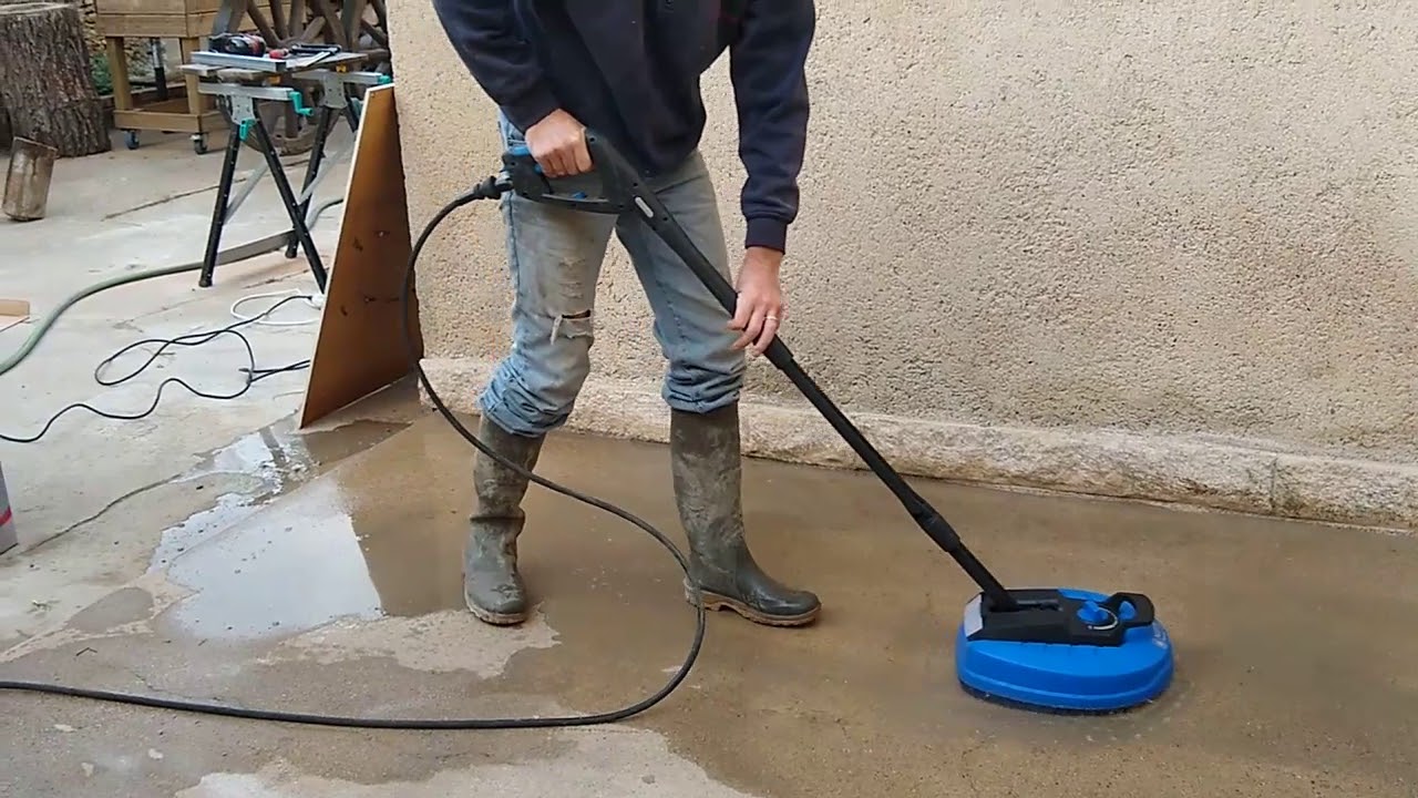 Nettoyage d'une terrasse en béton