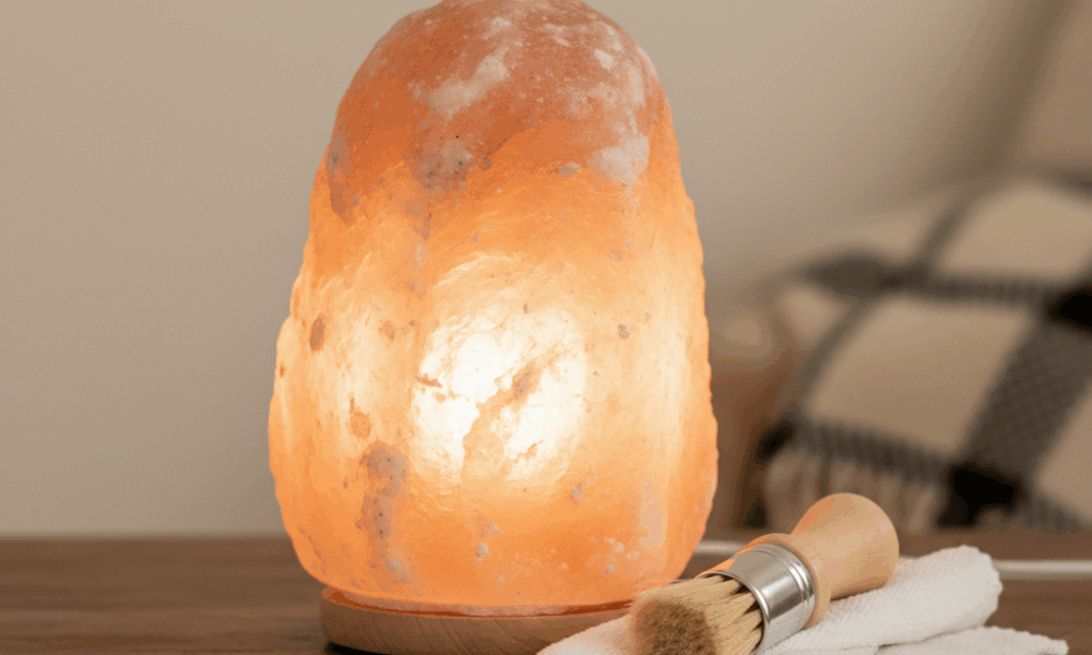 découvrez comment choisir et entretenir facilement votre lampe en sel de l'himalaya pour profiter pleinement de ses bienfaits et embellir votre intérieur.