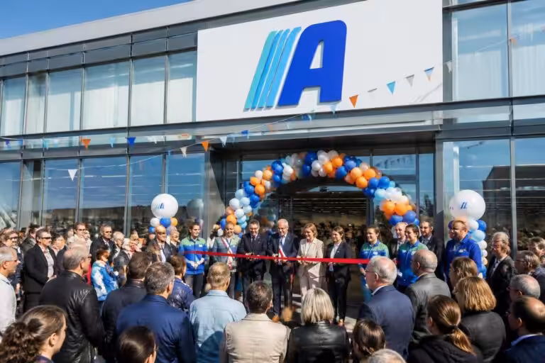 action, le géant du discount, ouvre un nouveau magasin à mallemort, offrant une large gamme de produits à petits prix pour satisfaire tous les budgets.